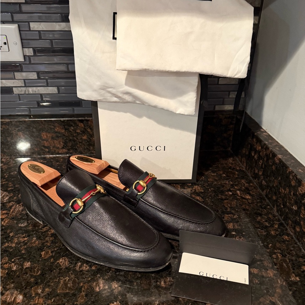 Gucci Black Leather Horsebit Loafers